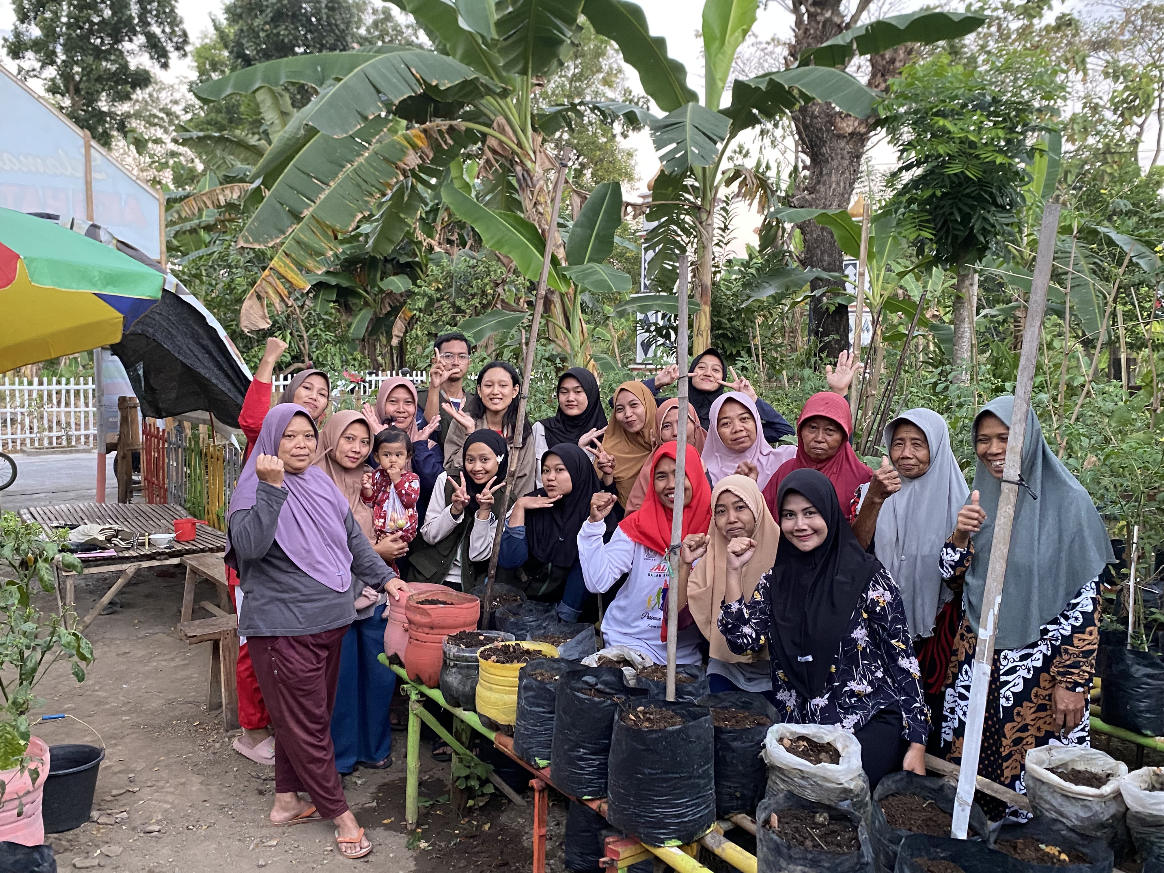 KKN UNS Kelompok 201 Lakukan Kunjungan ke Kelompok Wanita Tani Tambakboyo